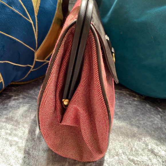 Frederic Fekkai leather and tweed chevron purse - Picture 3 of 10